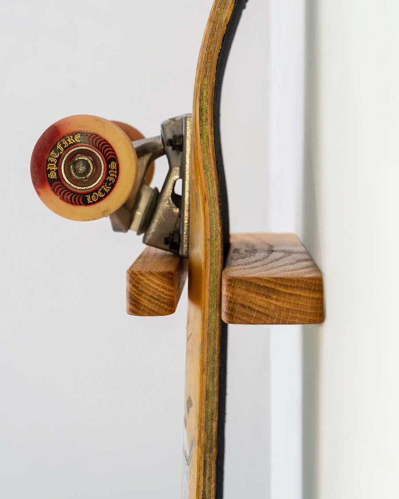 Support mural vertical planche de skate